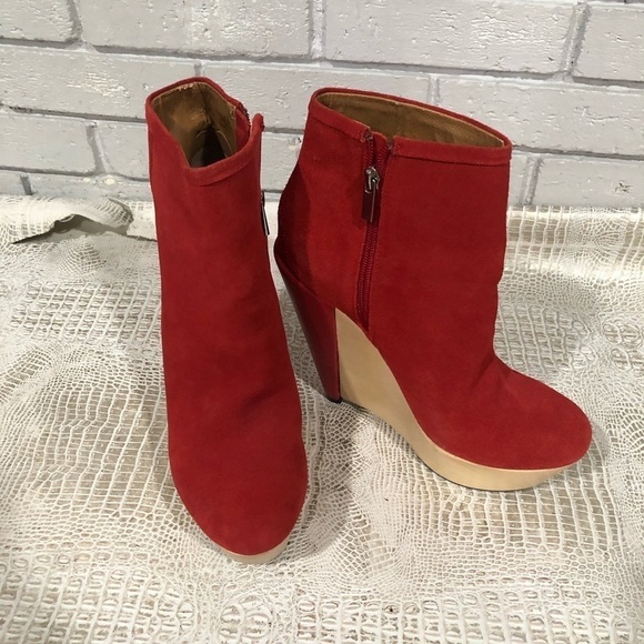 Kelsi Dagger Women’s Red Acalia Wedge Heels - Picture 7 of 9